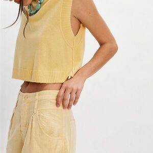 Yellow linen shorts size 0